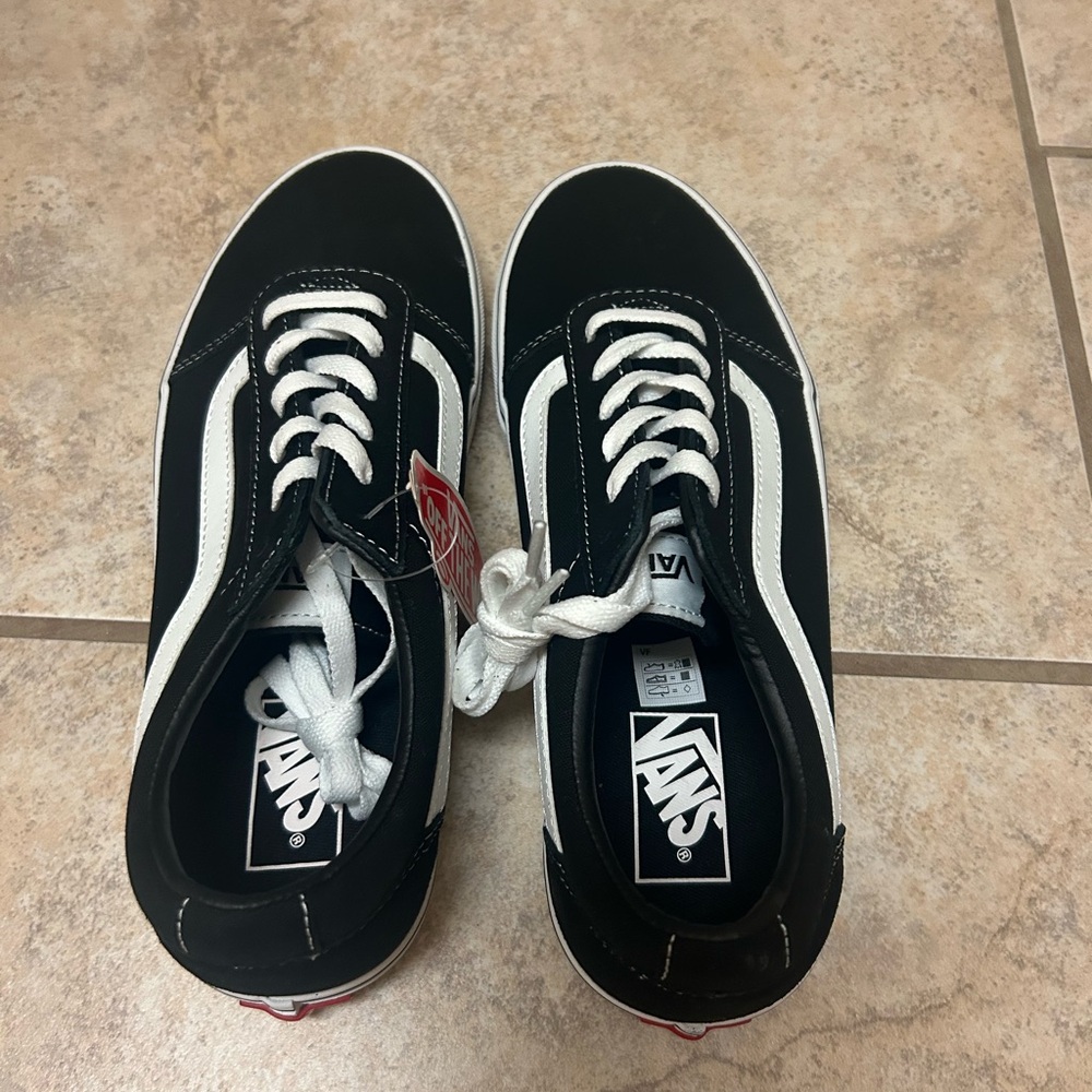 VANS Ward Canvas Women's Shoes - Size 10 - Black/White - New in Box - Picture 2 of 6